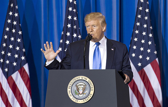 נשיא ארה"ב דונלד טראמפ במסיבת עיתונאים פסגת g20