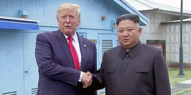 טראמפ צעד לצפון קוריאה והודה לקים: &quot;זה יום גדול&quot;