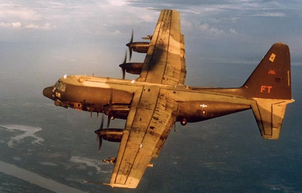 מטוס AC-130, צילום: USAF