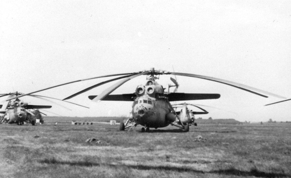 מסוק Mi6 מהחזית. שימו לב לכנפיים, שנועדו לספק עילוי בטיסה ולסייע לרוטור