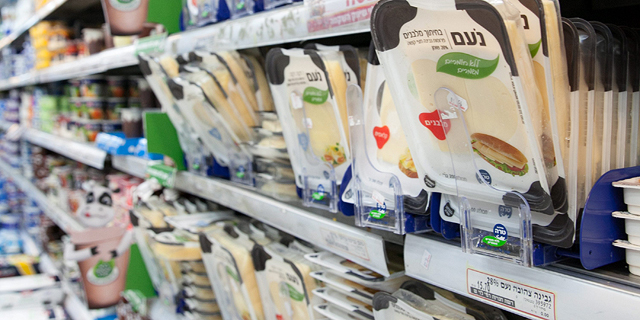 אחרי תנובה: גם טרה ושטראוס מעלות את מחירי מוצרי החלב