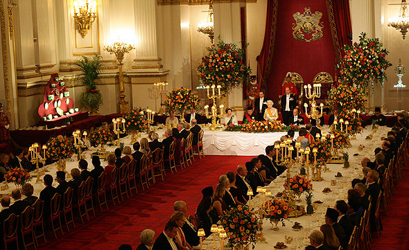ארוחה רשמית בארמון עם המלכה, צילום: גטי אימג