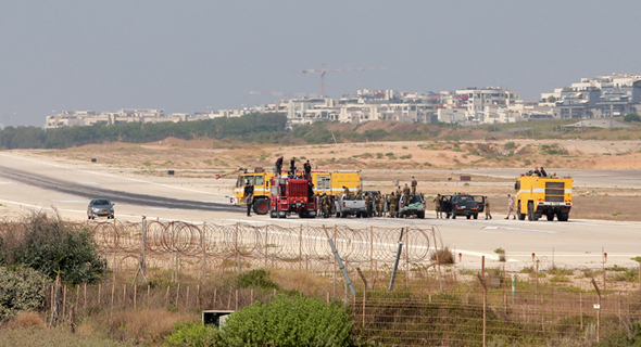 שדה דב לאחר סגירתו , צילום: אוראל כהן