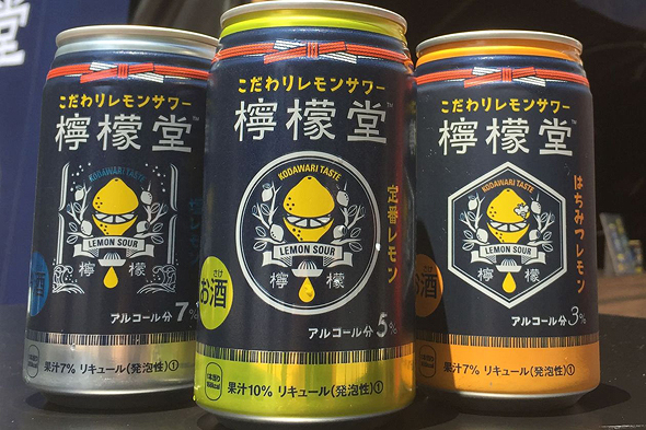 קוקה קולה משקה אלכוהול למון-דו Lemon-Do יפן, צילום: איי אף פי