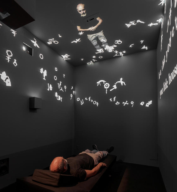 תערוכה המחווה של ארי פולמן ללאונרד כהן. מתוך "Depression Chamber". קורה דבר מרהיב 