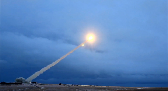ניסוי שיגור טיל שיוט על קולי, החשוד כסקייפול או גרסה מוקדמת שלו, צילום: militaryrussia