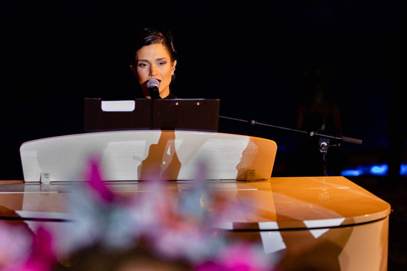 הזמרת מרינה מקסמיליאן בלומין באירוע, צילום: ערן בארי