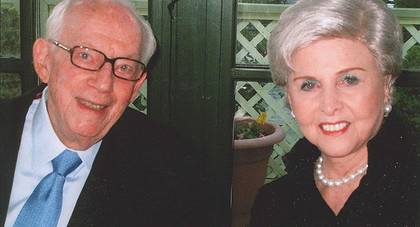 מייסדי פרדו ריימונד שנפטר ב 2017 ואשתו בוורלי סאקלר