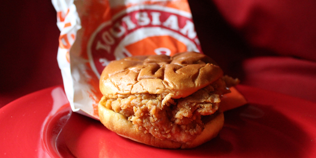 How Chick-fil-A and Popeyes&#39; Recent Twitter Beef Over a Chicken Sandwich Predicts the Future of Digital IDs