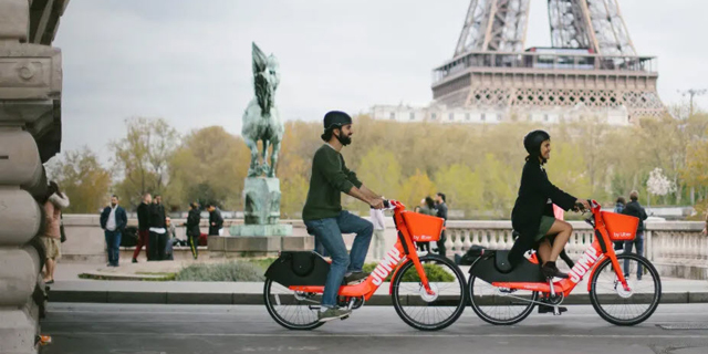 צרפת: 500 יורו במתנה למי שיקנה אופניים חשמליים