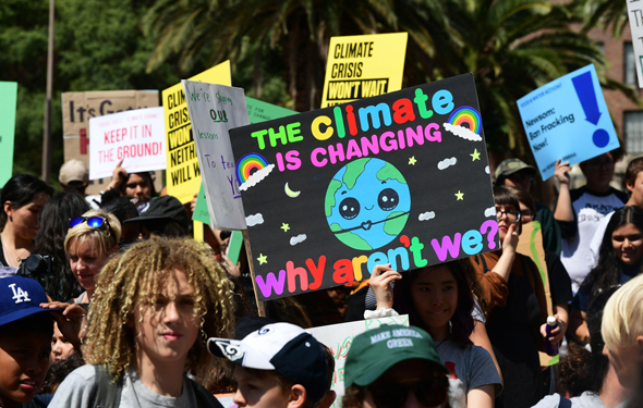 מפגינים נגד ההתחממות הגלובלית בלוס אנג