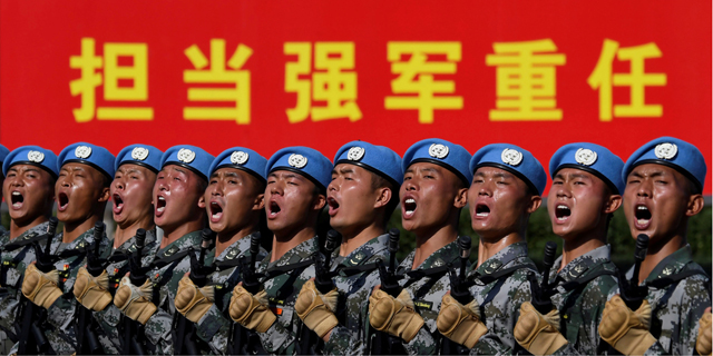 חגיגות 70 השנה תופסות את סין בתזמון הגרוע ביותר