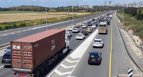 "זה שאין פה השקעה בתשתיות זה בכייה לדורות. רוב עם ישראל מבלה 3 שעות ביום על הכביש. זה נורמלי?", צילום: אלי דסה