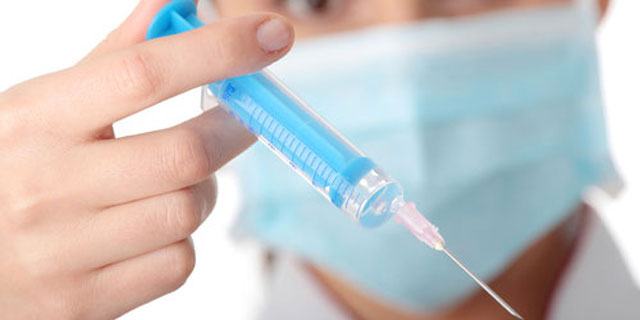 כך מתמודדים באוסטרליה עם סרבני חיסונים: מונעים מהם הטבת מס 