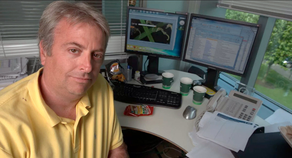 בריאן מקדונלד, ממציא Microsoft Outlook בעבודה