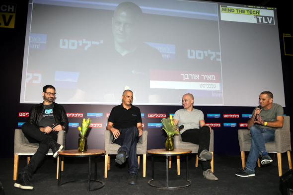 Yossi Naar (left), Oren Kaniel, Zeev Farbman, Calcalist reporter Meir Orbach. Photo: Yariv Katz 