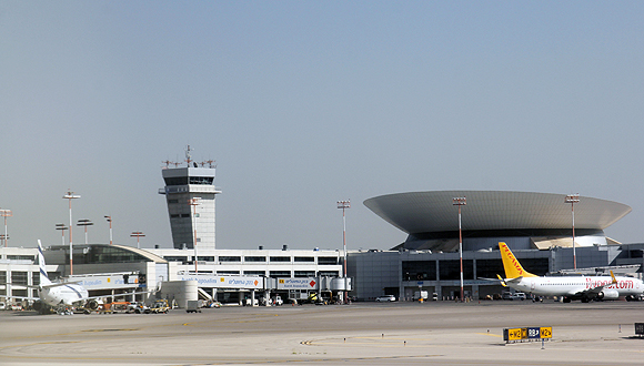 מגדל פיקוח שדה ה תעופה בן גוריון טרמינל 3 נתב"ג, צילום: ערן גרנות