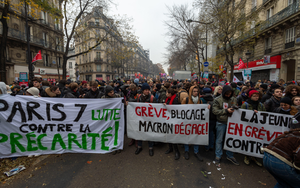 הפגנות בפריז, היום