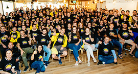 Sisense's team. Photo Shir Noyman
