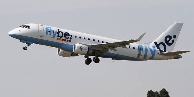 דיווח: ממשלת בריטניה שוקלת להעביר כספים לחברת התעופה Flybe שבסכנת פירוק