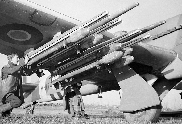 חימוש מטוס טייפון, צילום: RAF