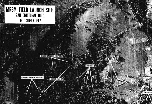 תצלום אוויר מפוענח שמוכיח פריסת משגרי טילים בקובה, צילום: Wikimedia 