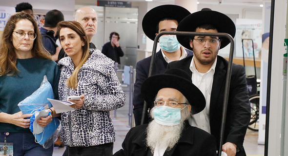 Corona patients at Sheba Medical Center in Israel. Photo: Shaul Golan