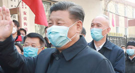 Chinese President Xi Jinping tours Beijing. Photo: Reuters