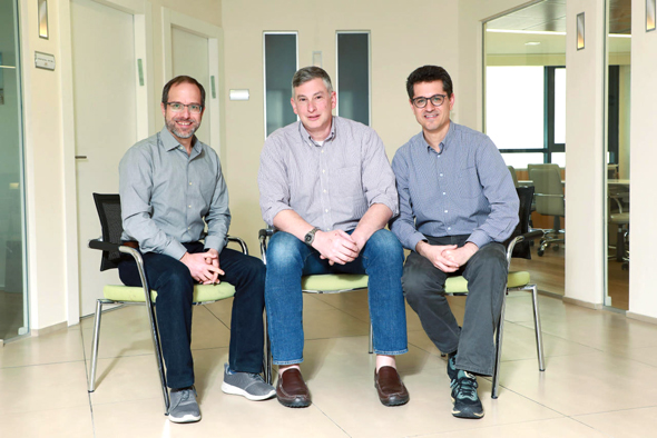 מימין: מייסדי קרן More: ג'ק לוי, מאיר יוקליס וגלן שוואבר. "נדרשנו לחשבון נפש"