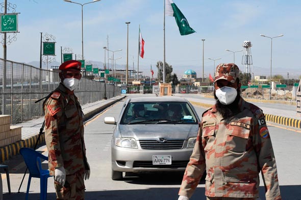 חיילים פקיסטנים בגבול עם איראן