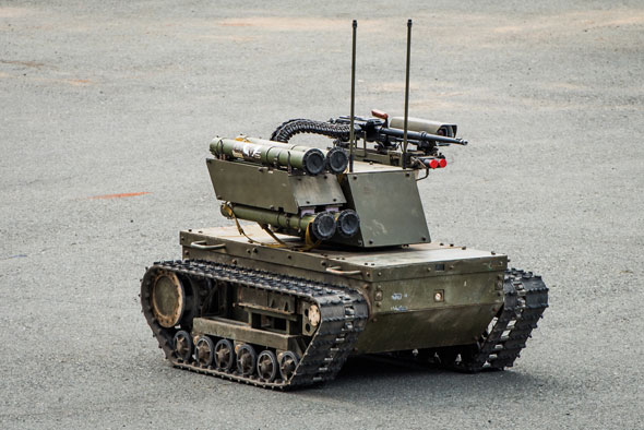 רובוט צבאי, צילום: Shutterstock