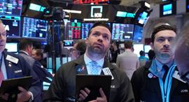 Wall Street crashes. Photo: Reuters