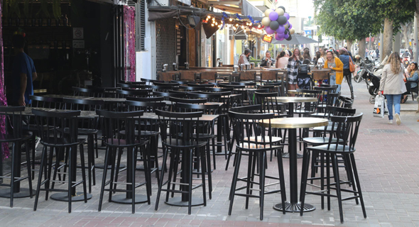 בתי קפה וברים ריקים ברחוב דיזנגוף בתל אביב, השבוע