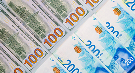 The USD is dropping relative to the Shekel. Photo: Shutterstock