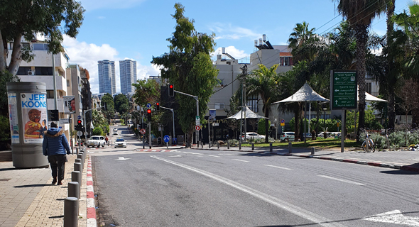 An empty street in Tel Aviv on Saturday. Photo: David Hachohen