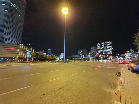 כבישים ריקים בתל אביב. לא נוסעים, לא מתדלקים