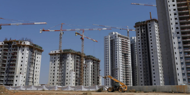 המדינה מקדמת קרן הלוואות לחברות בנייה בקשיי אשראי