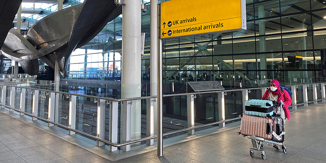 שינוי מדיניות בארה&quot;ב: נוסעים מבריטניה יחויבו להציג בדיקת קורונה שלילית