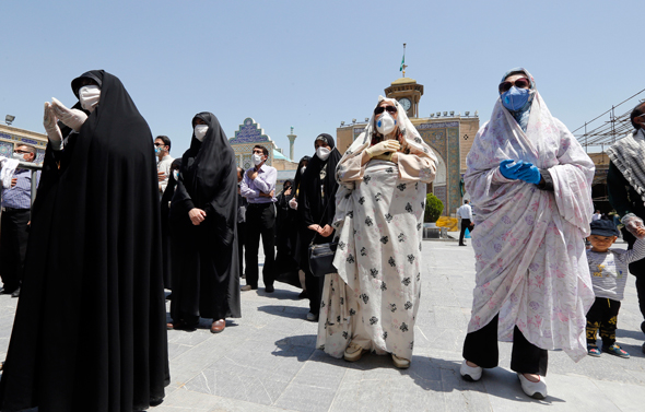 נשים איראניות ברחובות טהראן