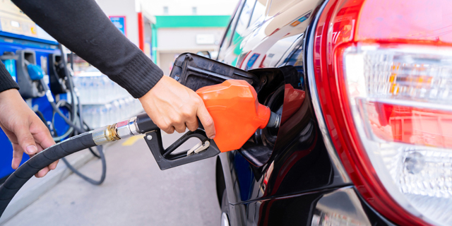 מחיר הדלק יירד באוקטובר ב-4 אג&#39; לליטר