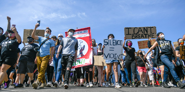 מפגינים במיניסוטה, צילום: אי פי איי
