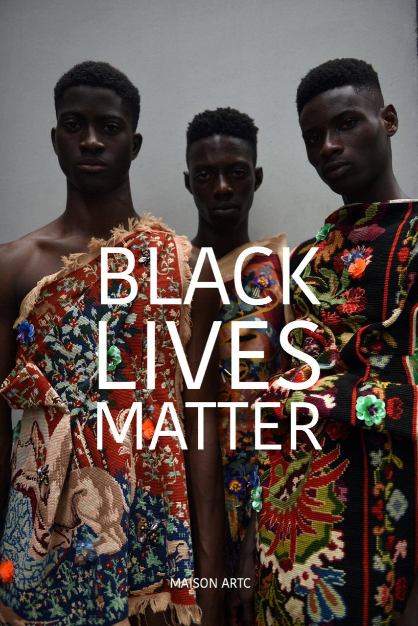 המעצב ארצי יפרח מגיב למציאות בפוסטים עם עיצוביו. כאן נראים שלושה גברים שחורים עם הכיתוב: "חיים של שחורים חשובים. כמה עמוק השחור שלך?" 