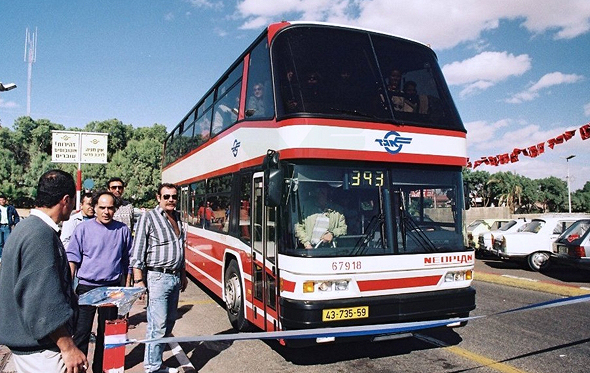 אוטובוס דו קומתי אגד שנות ה-90, צילום: באדיבות אגד