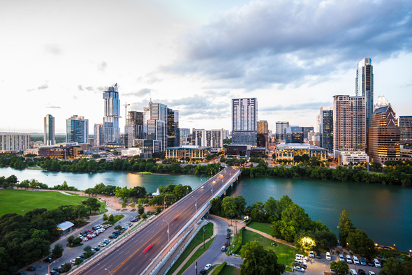 יוסטון, טקסס. "משקיעים באזורים מתפתחים ומבוקשים כלכלית"  