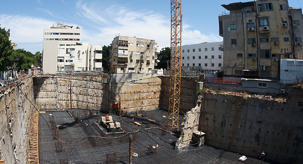 אתר בנייה של מגדל פרישמן 46 תל אביב, צילום: אוראל כהן
