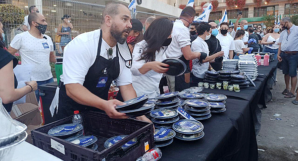 מחאת המסעדנים בירושלים מול מעון ראש הממשלה