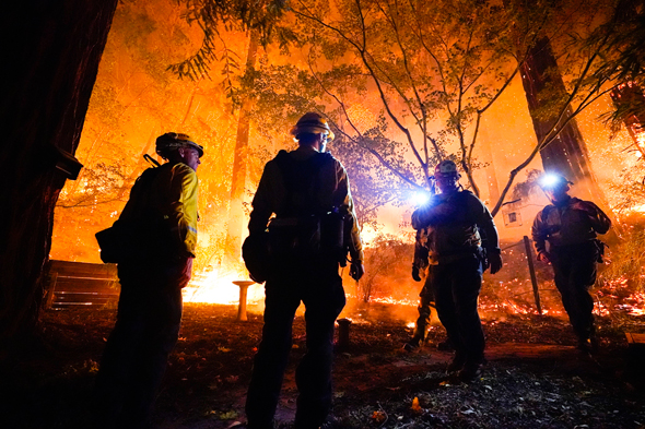 שריפה ביער בקליפורניה, צילום: איי פי