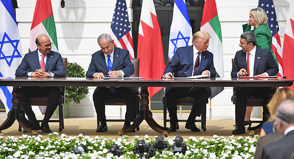 Israel signs a peace treaty with UAE and Bahrain at the White House. Photo: API 