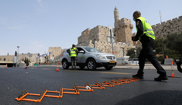 Israel will enter a lockdown starting from this Friday. Photo: EPA
