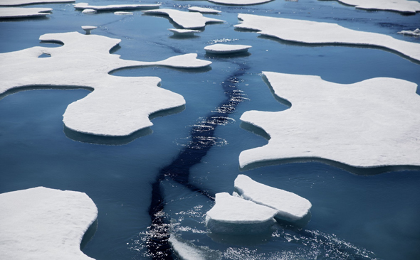 הינמסות קרחונים בים הארקטי, צילום: AP